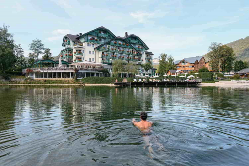 Vom Hotel aus, noch schnell im Altaussee schwimmen