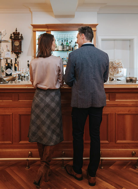 Genießen Sie Wiener Barkultur mit Kaffee, Tee und Gebäck im Brahms Café