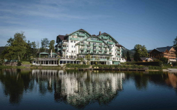 Das Hotel Seevilla am Altaussee gelegen, ist der ideale Ort zum Entspannen - Wir freuen uns auf Sie!