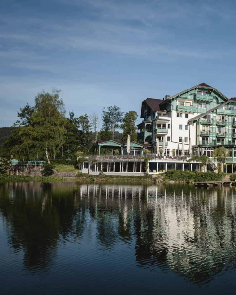 Das Hotel Seevilla am Altaussee gelegen, ist der ideale Ort zum Entspannen - Wir freuen uns auf Sie!